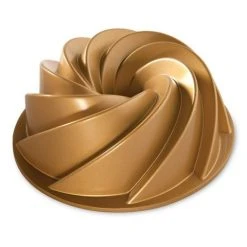 Nordic Ware - Premier Gold Heritage Bundt Pan