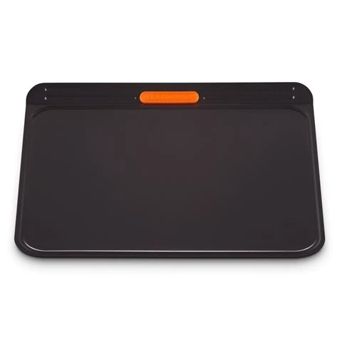 Le Creuset - Toughened Non-Stick Insulated Cookie Tray 38cm 3 Le Creuset - Toughened Non-Stick Insulated Cookie Tray 38cm